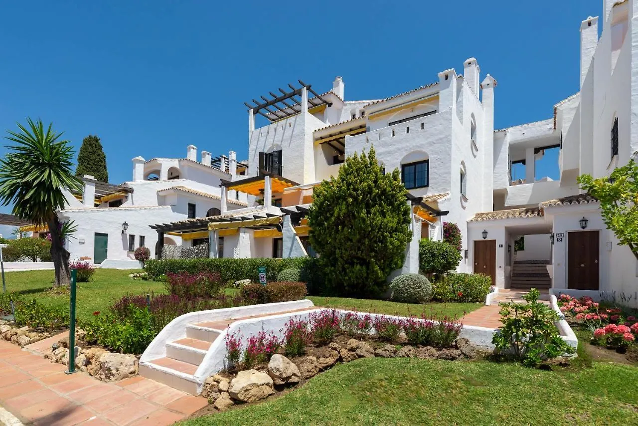 Vacation Marbella I Aldea Blanca, Luxury Duplex, Sea View, Walking Distance To Puerto Banus Apartment Spain