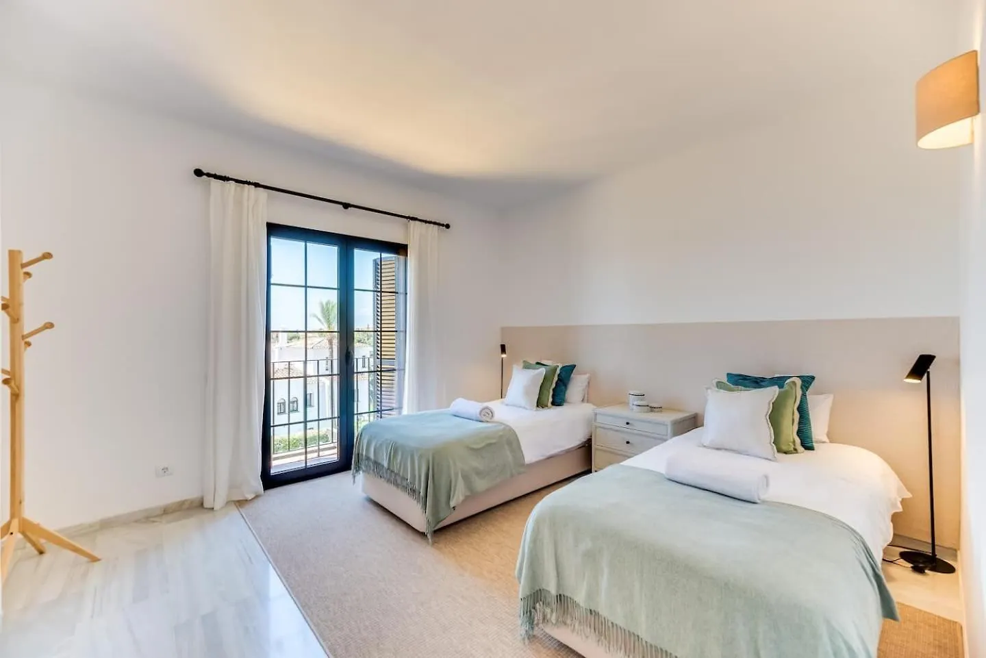 Vacation Marbella I Aldea Blanca, Luxury Duplex, Sea View, Walking Distance To Puerto Banus Apartment