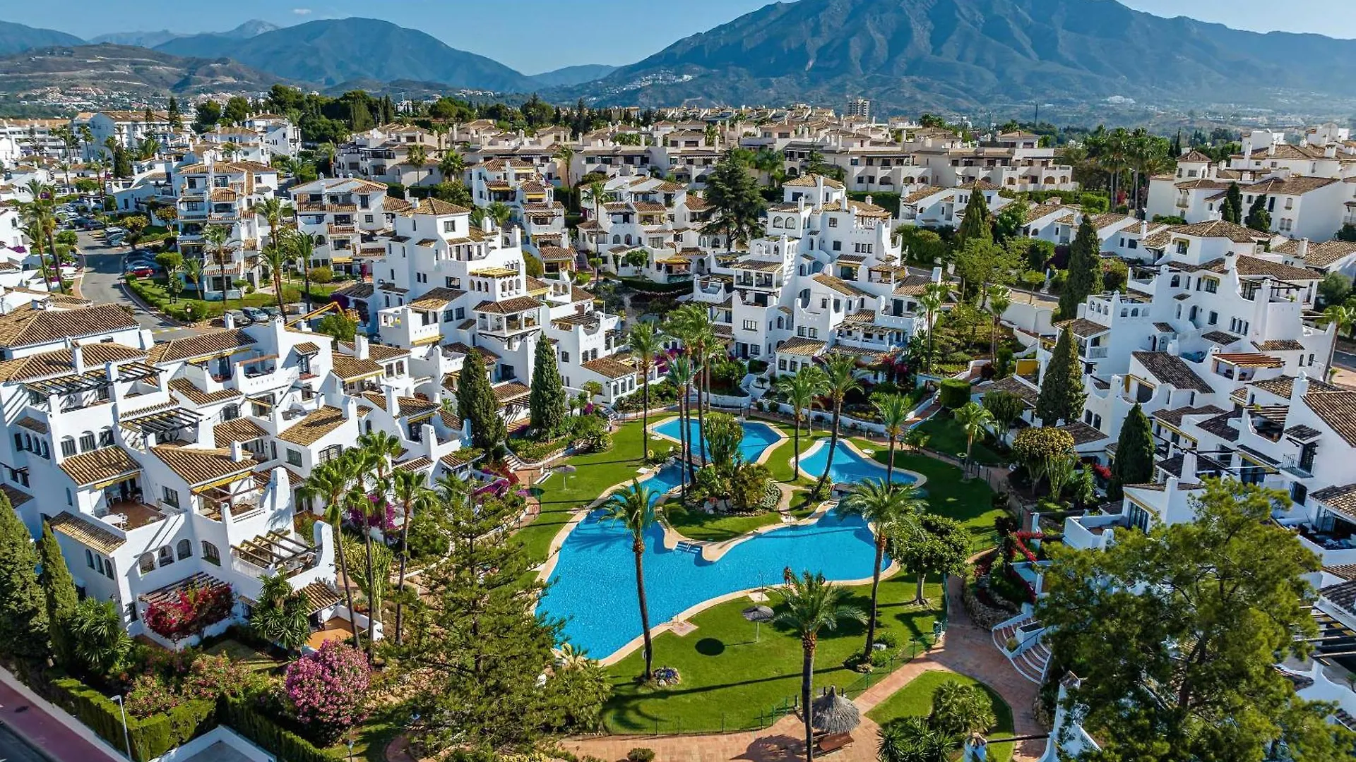 Vacation Marbella I Aldea Blanca, Luxury Duplex, Sea View, Walking Distance To Puerto Banus Apartment